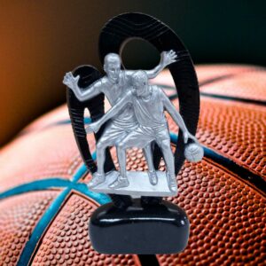eberin · Basketball-Pokal Triumphbogen – EIN stilvolles Andenken an großartige Spielzüge · Team/Spieler Trophäe · Höhe=15cm · Mit Wunschgravur für eine individuelle Note